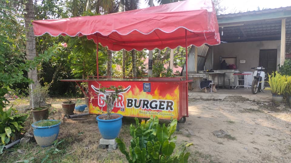 Stall GTR Burger Jengka 18
